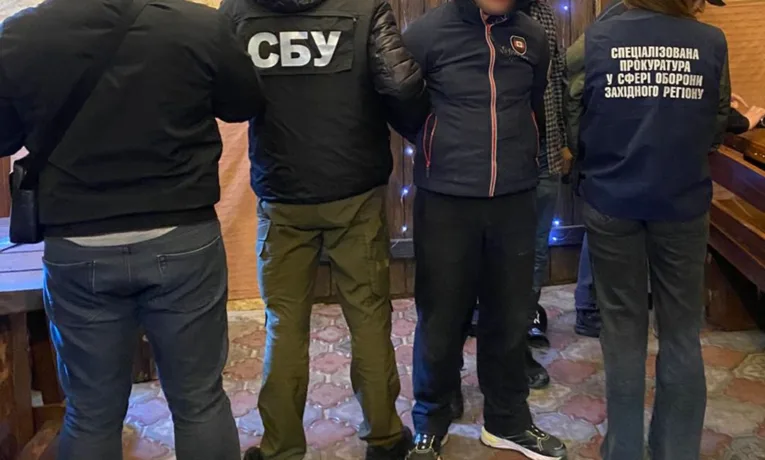 У Львові правоохоронці затримали організатора схеми незаконного переправлення за кордон