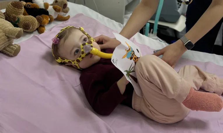 У Львові медики вилікували пневмонію в дівчинки з вродженою м’язовою дистрофією