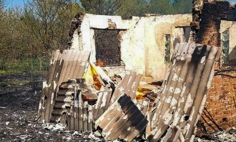 На Львівщині згоріло 11 дачних будинків