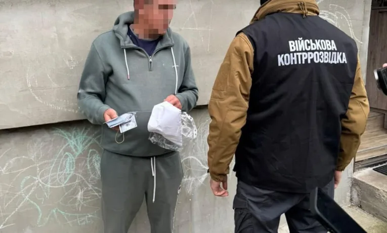 На Львівщині судитимуть організатора контрабанди автомобілів під виглядом гумдопомоги