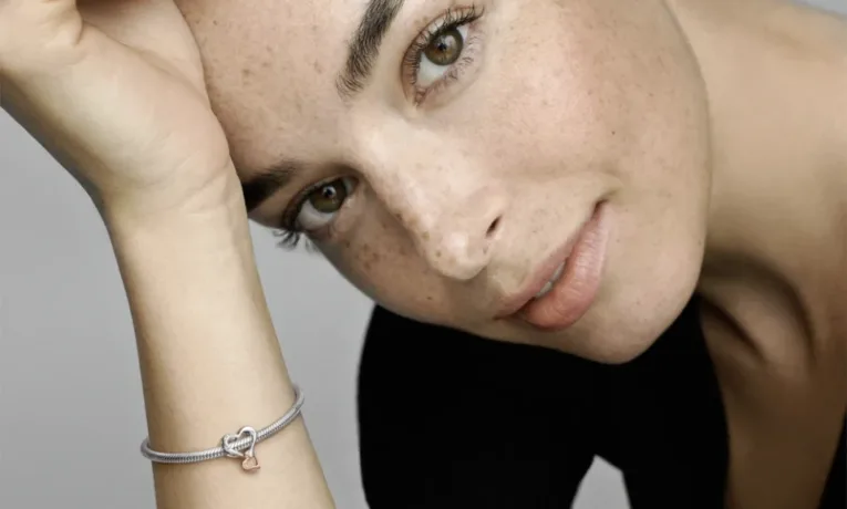 Як відрізнити оригінальну прикрасу Pandora від підробки