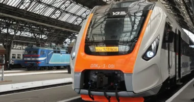 Три поїзди до Львова потрапили в перший етап програми “3000 км Україною”