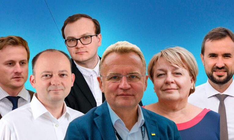 Посадовці ЛМР