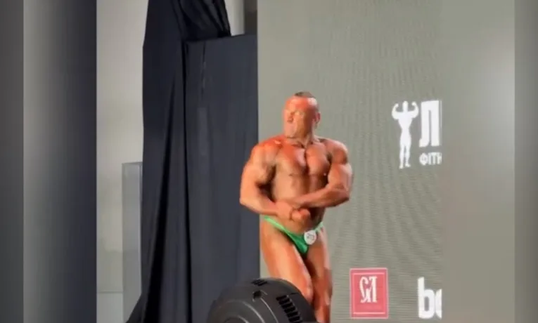 Під час змагань із бодибілдингу у Львові спортсмен виступив під російськомовну музику