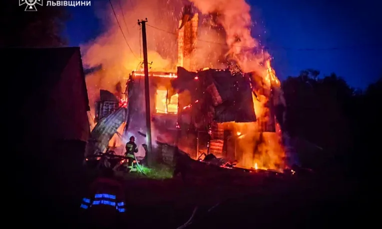 У гірському селі на Львівщині горів житловий будинок