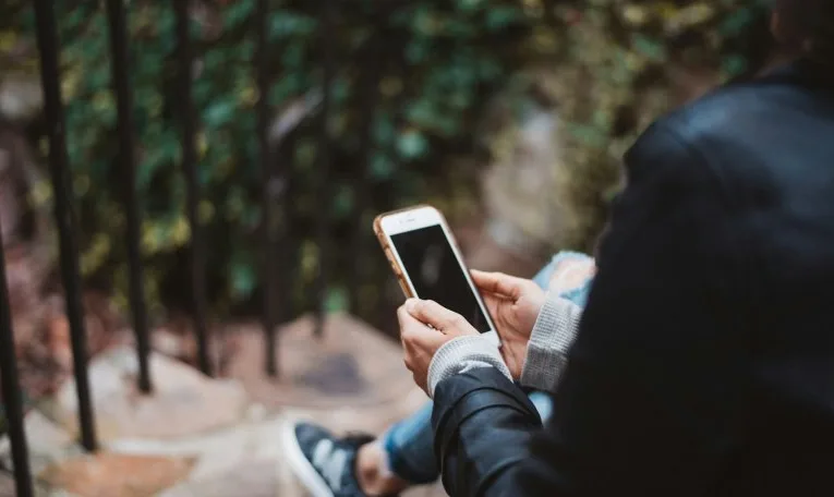 На Львівщині підлітки поширювали відео оголеного хлопця з ментальними розладами