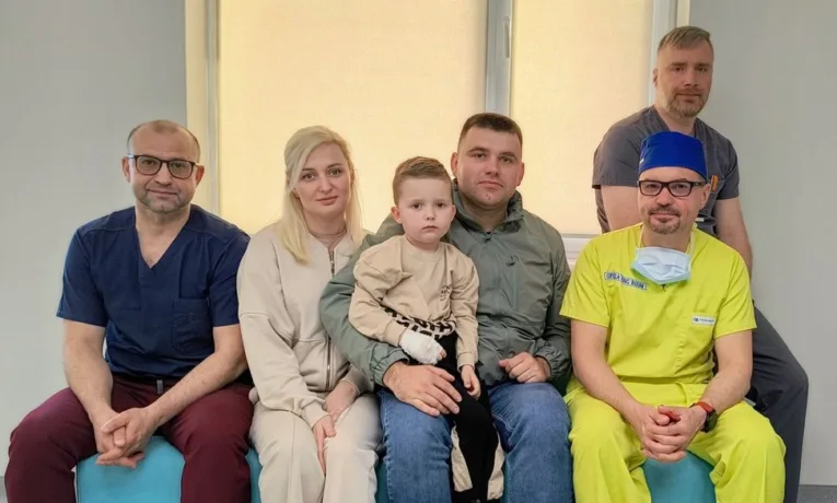 У Львові прооперували чотирирічного хлопчика з 10-см пухлиною печінки