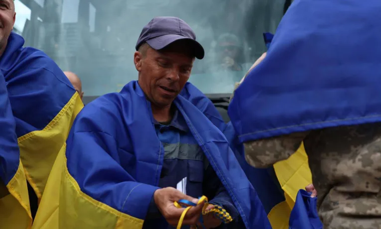 Другий етап обміну у форматі “1000 на 1000”: з полону повернулися п’ятеро жителів Львівщини (ФОТО)