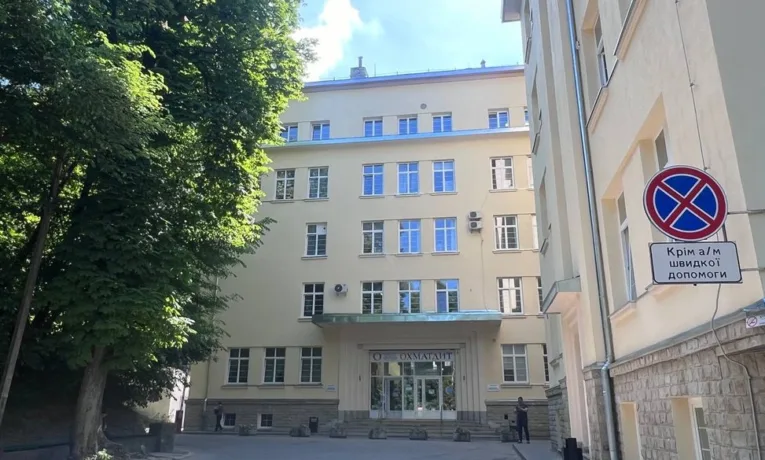 У Львові прооперували 14-річного хлопця, у якого застряг шашлик в стравоході