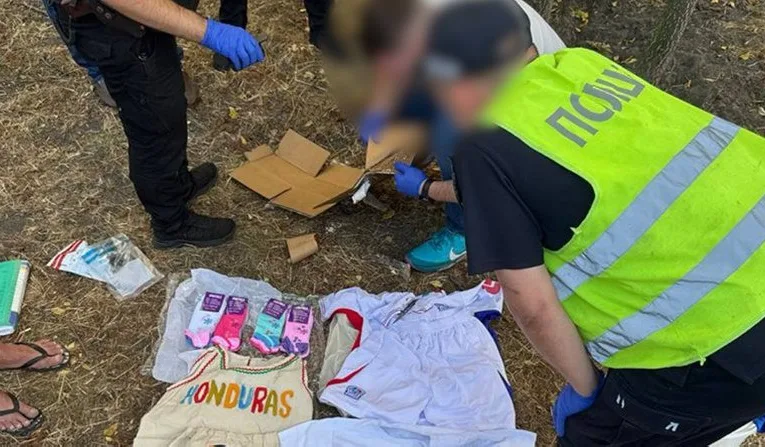 Отримували 8 млн грн щомісяця за наркотики із Гондурасу: поліція викрила ймовірних контрабандистів, у Львові провели обшуки також