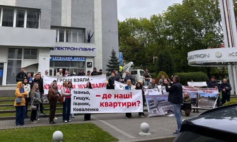 Суд обрав запобіжний захід чотирьом підозрюваним у справі про шахрайство львівського забудовника “Рубікон Груп”