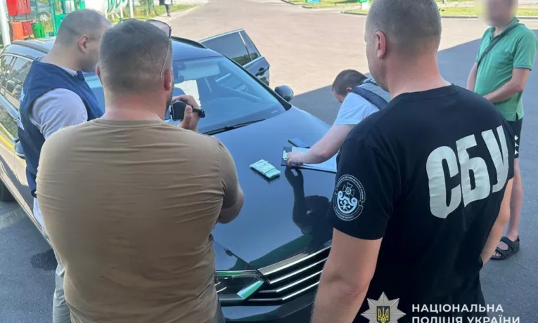 У Львові судитимуть зловмисника, який організував псевдомузиканту незаконне переправлення через кордон