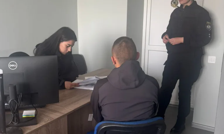 На Львівщині судитимуть чоловіка, який погрожував вбивством мешканцю Шептицького