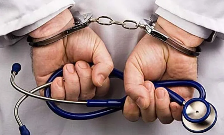 Підозрювана у смерті 5-річного хлопчика львівська лікарка мобілізувалася до ЗСУ