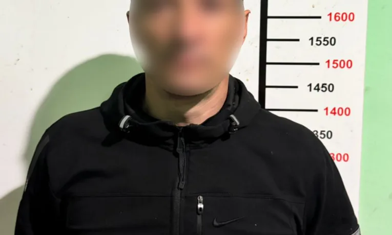 У Трускавці жінку пограбували посеред парку