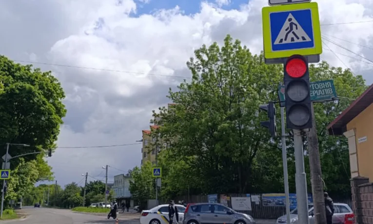 На Львівщині велосипедист потрапив під колеса авто