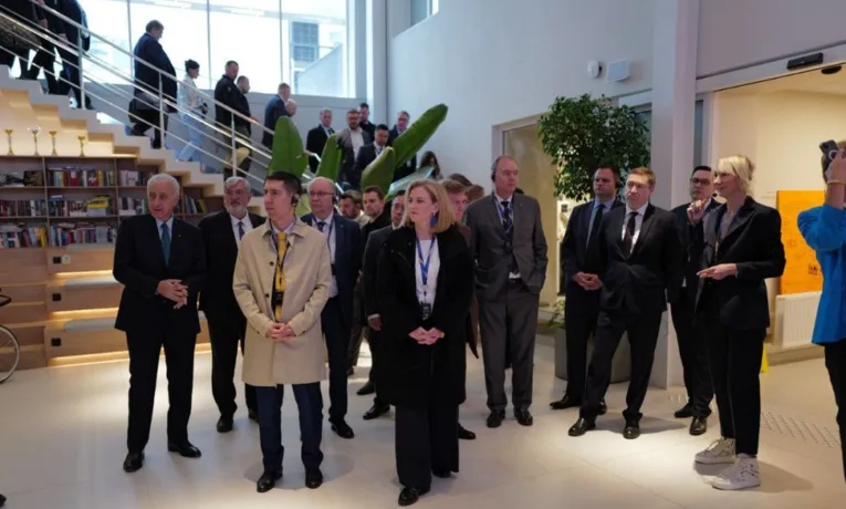 Делегати з країн ЄС, Великої Британії та США відвідали реабілітаційний центр “Superhumans” у Львові