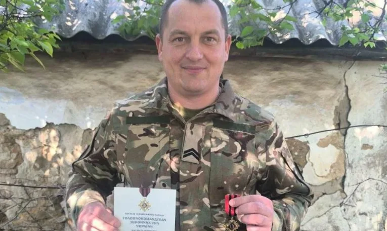 Військовий зі Львівщини Роман Дмитришин отримав нагороду “Золотий хрест”