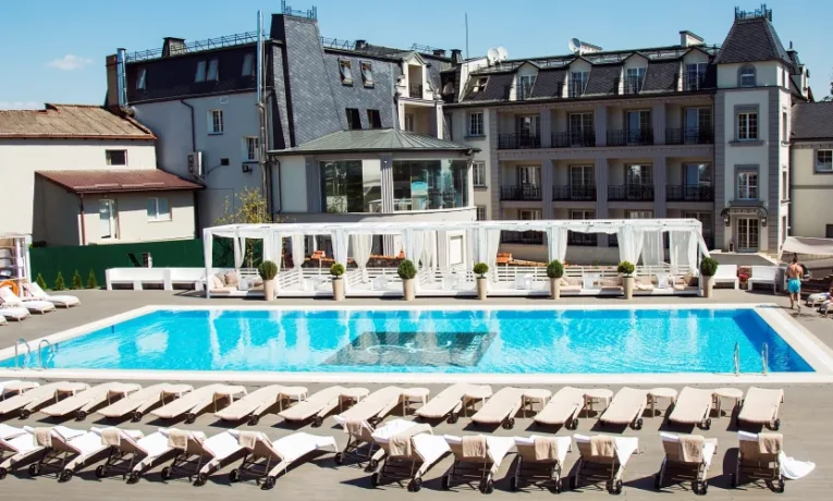 На місці готелю та зруйнованої історичної вілли у Львові турецький “Онур” біля Знесіння будуватиме елітний ЖК