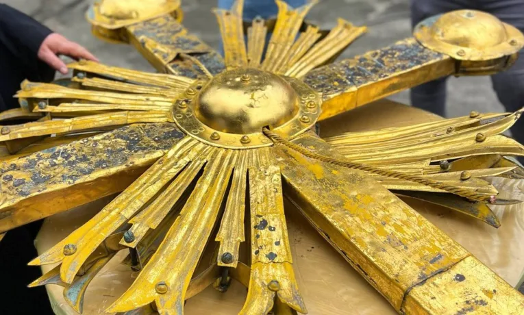 Реставрація головного хреста собору святого Юра у Львові вартуватиме 200 тисяч гривень