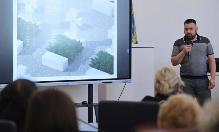 У Львові пам’ятники на могилах загиблих військових встановлюватимуть за гроші міста