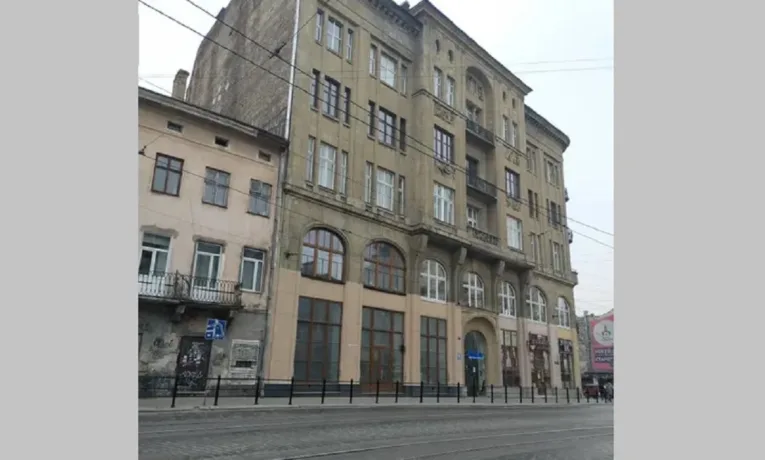 Львівська облрада продала приміщення у пам’ятці в центрі Львова за 44 млн грн