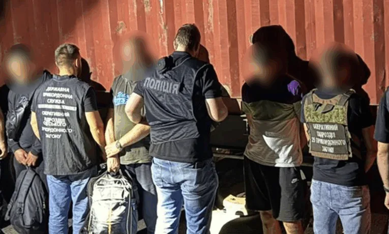 Поліція викрила масштабні корупційні схеми на Львівщині: “ділки” хотіли заробити понад 4 млн грн на хабарях