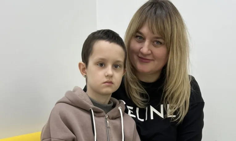 Львівські медики врятували 10-річну дівчинку з пухлиною у мозку