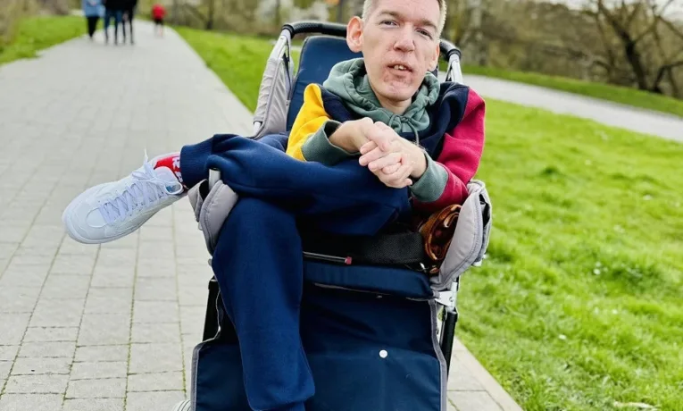 Львів’янинові з СМА Назарію Гусакову заочно повідомили про підозру в шахрайстві — Офіс Генпрокурора