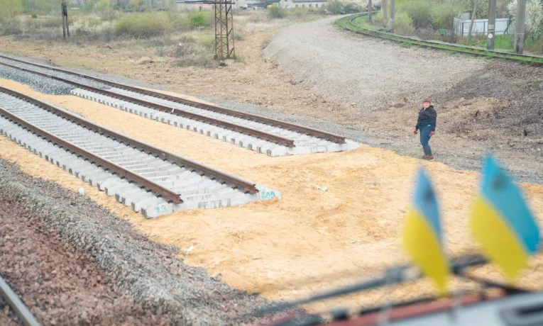 ЄС надасть Україні 76 мільйонів євро на євроколію між Львовом і кордоном із Польщею