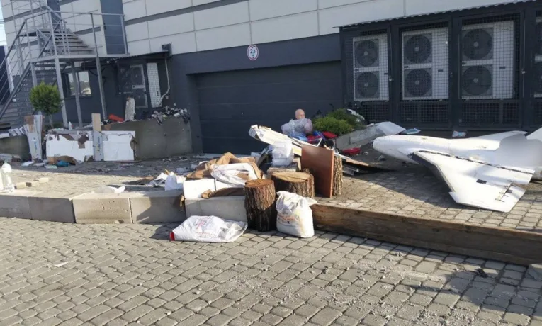 На Львівщині повінь винесла до дрон схожий на “шахед”