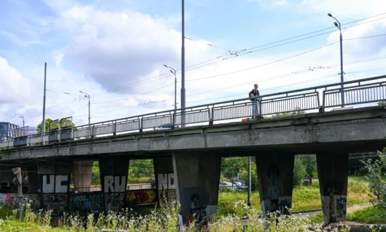 Аварійний міст на Кульпарківській у Львові ремонтуватимуть до жовтня