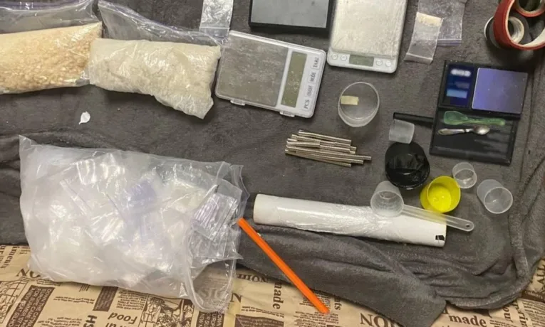 У Львові трьох людей підозрюють у зберіганні наркотиків