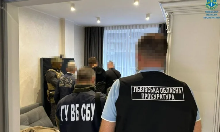 У Львові правоохоронці повідомили про підозру трьом жителям Рівного в перешкоджанні діяльності ЗСУ