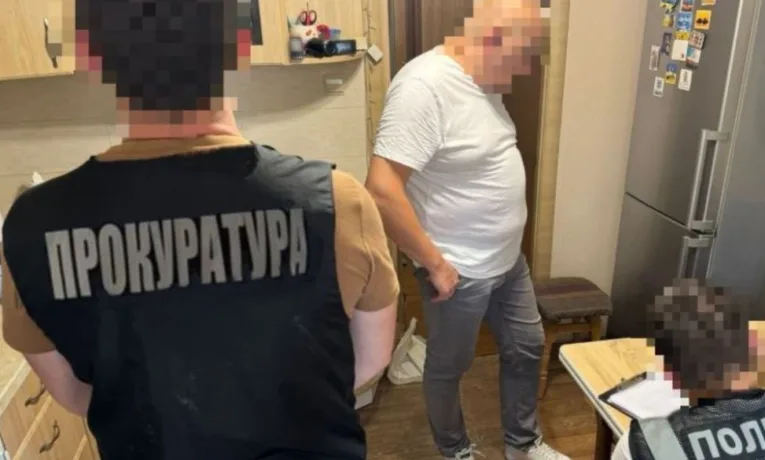 Майже мільйон гривень збитків при ремонті дитячої лікарні: у Львові підозрюють підприємицю та підрядника