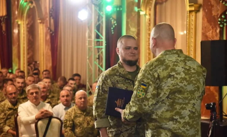 Голова ДПСУ відзначив нагородами військових 7 прикордонного Карпатського загону