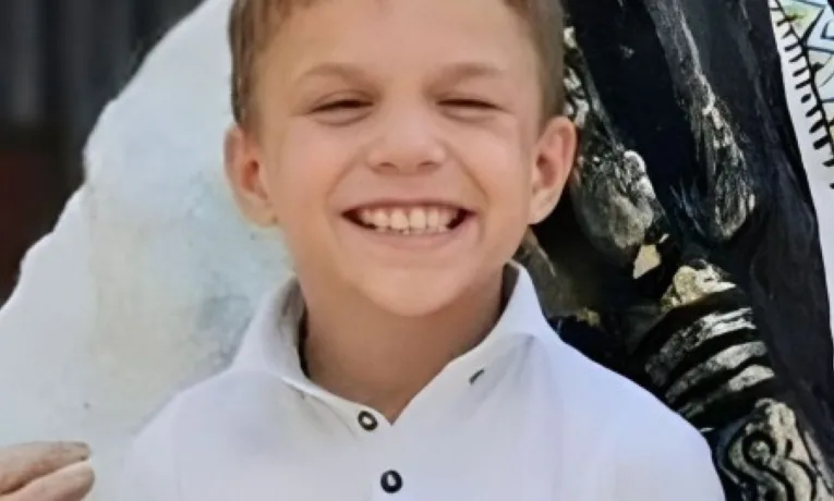 У школах Львівщини організовують збір грошей на лікування важкохворого хлопчика