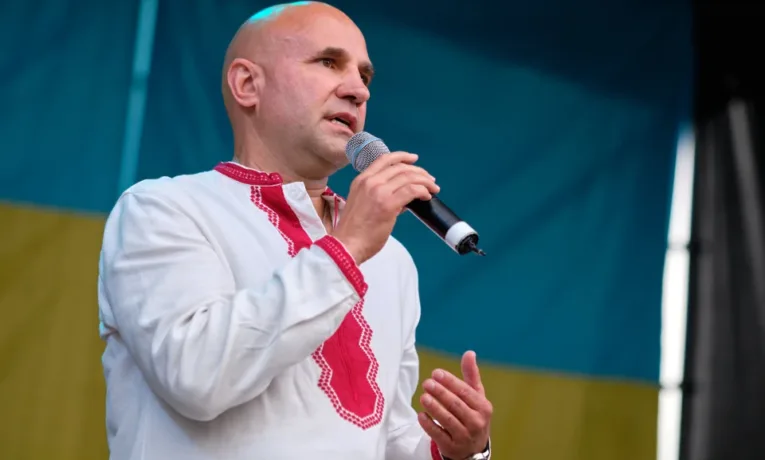 Суд відмовив ексголові Славської селищної ради в поновленні на посаді