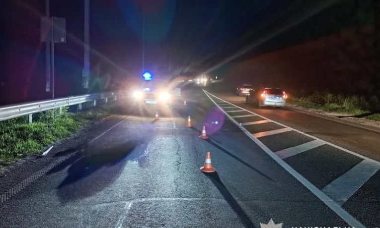 На Львівщині внаслідок під колесами авто загинув пішохід