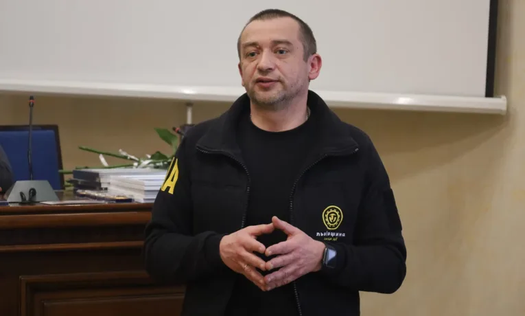 На Львівщині усі масові заходи потрібно буде наперед узгоджувати з військовим командуванням