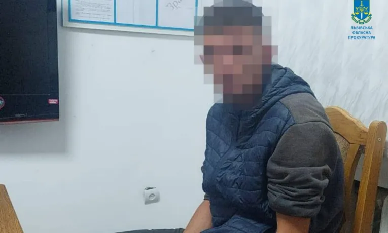 На Львівщині 30-річний чоловік зґвалтував малолітню сестру