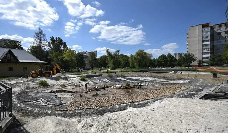 У Львові до кінця року озеро на вулиці Панча наповнять водою