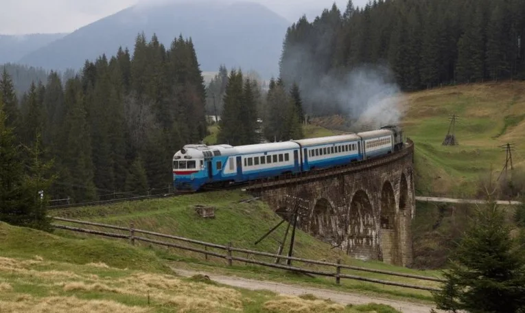 Через великий попит зі Львова до Ворохти запустять додатковий поїзд