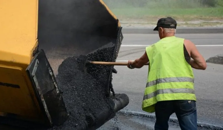 У Львові планують ремонтувати магістральні дороги з відтермінованою оплатою