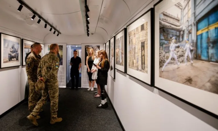 На головному вокзалі Львова можна відвідати єдиний у світі поїзд-виставку