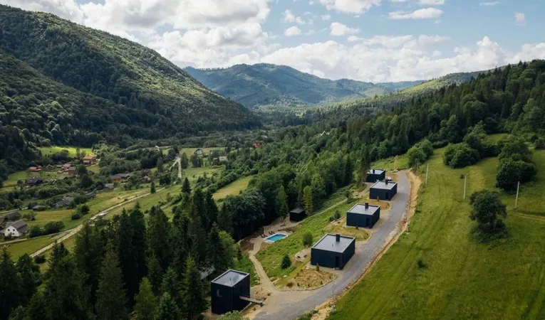 На Львівщині продають гірський комплекс із будинками та СПА за майже $1 млн