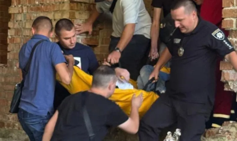 Зниклого 16-річного хлопця з Солонки знайшли без свідомості у закинутій будівлі