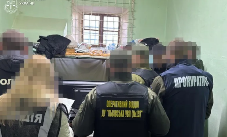 Мешканця Львівщини, який організував пограбування із в’язниці, засудили до 9 років