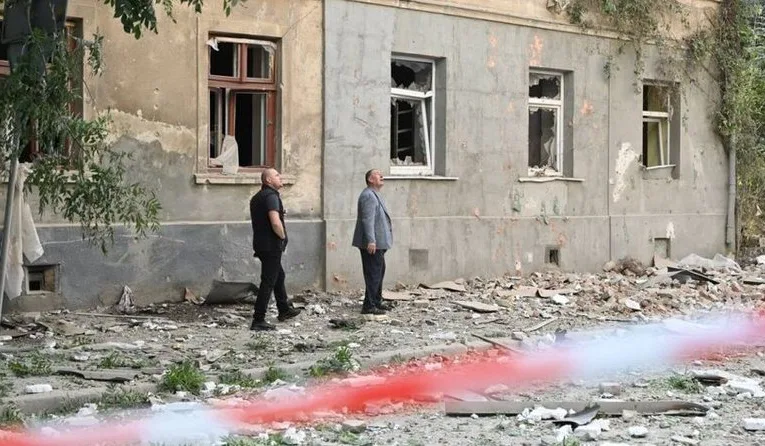 Львівська міська рада розірве договір з 21-річною випускницею вишу на відбудову будинків після обстрілу