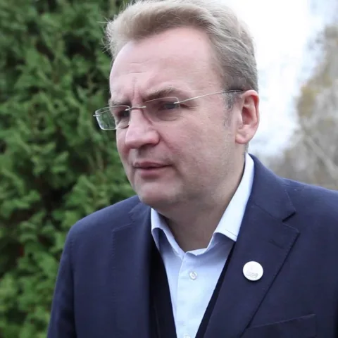 Суд зобов’язав Львівську міськраду зареєструвати петицію про відставку Андрія Садового